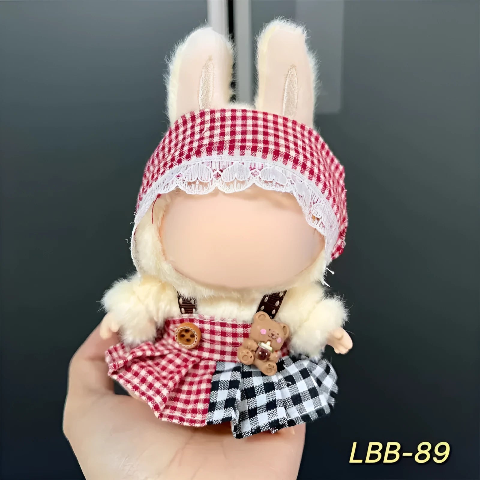 17cm plastic clothing for vinyl figurines with multiple style options