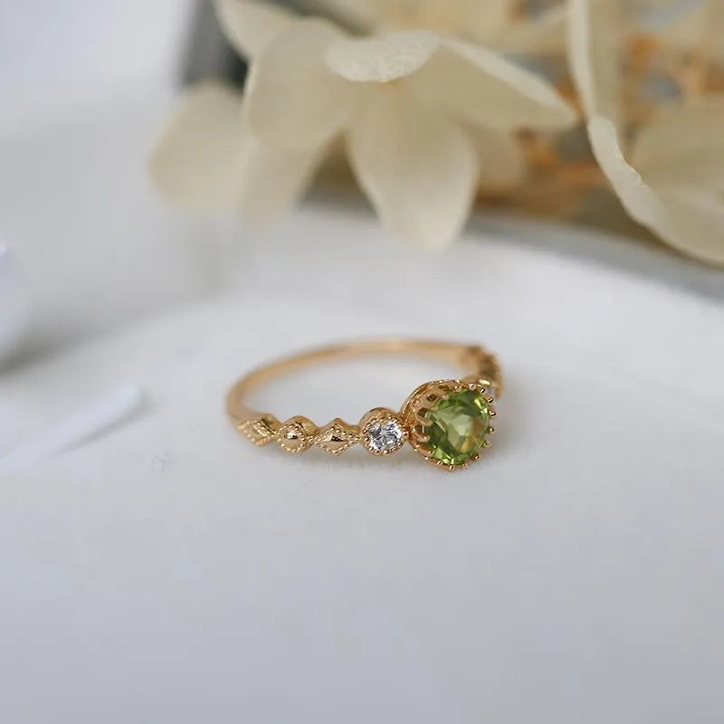 Japanese style geometric copper ring with quadrilateral design and green imitation peridot appearance