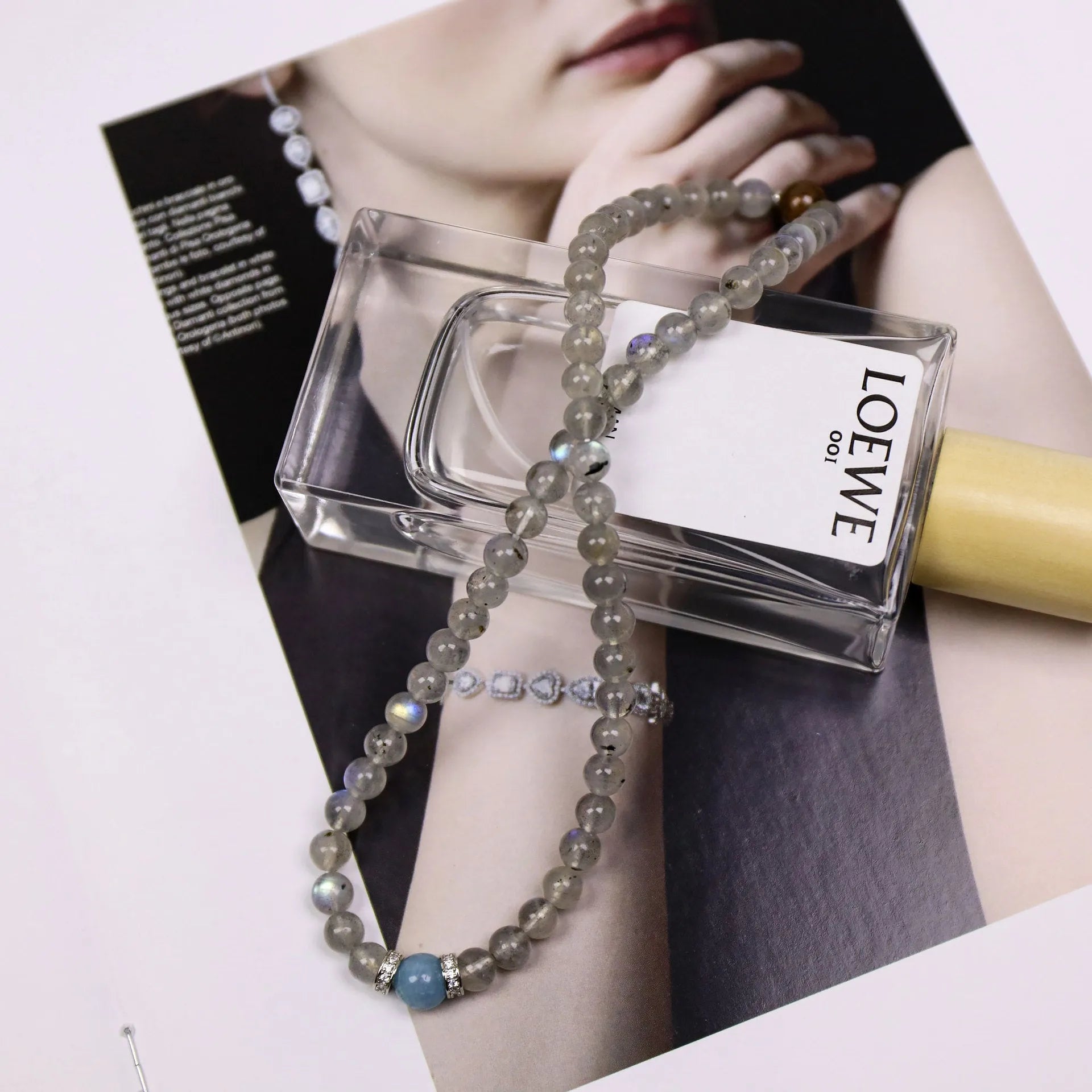 Double-layer women's bracelet with moonstone tigereye aquamarine beads and gray moonlight alloy frame