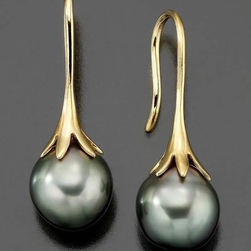 Gold electroplated retro fashion earrings for women with alloy construction