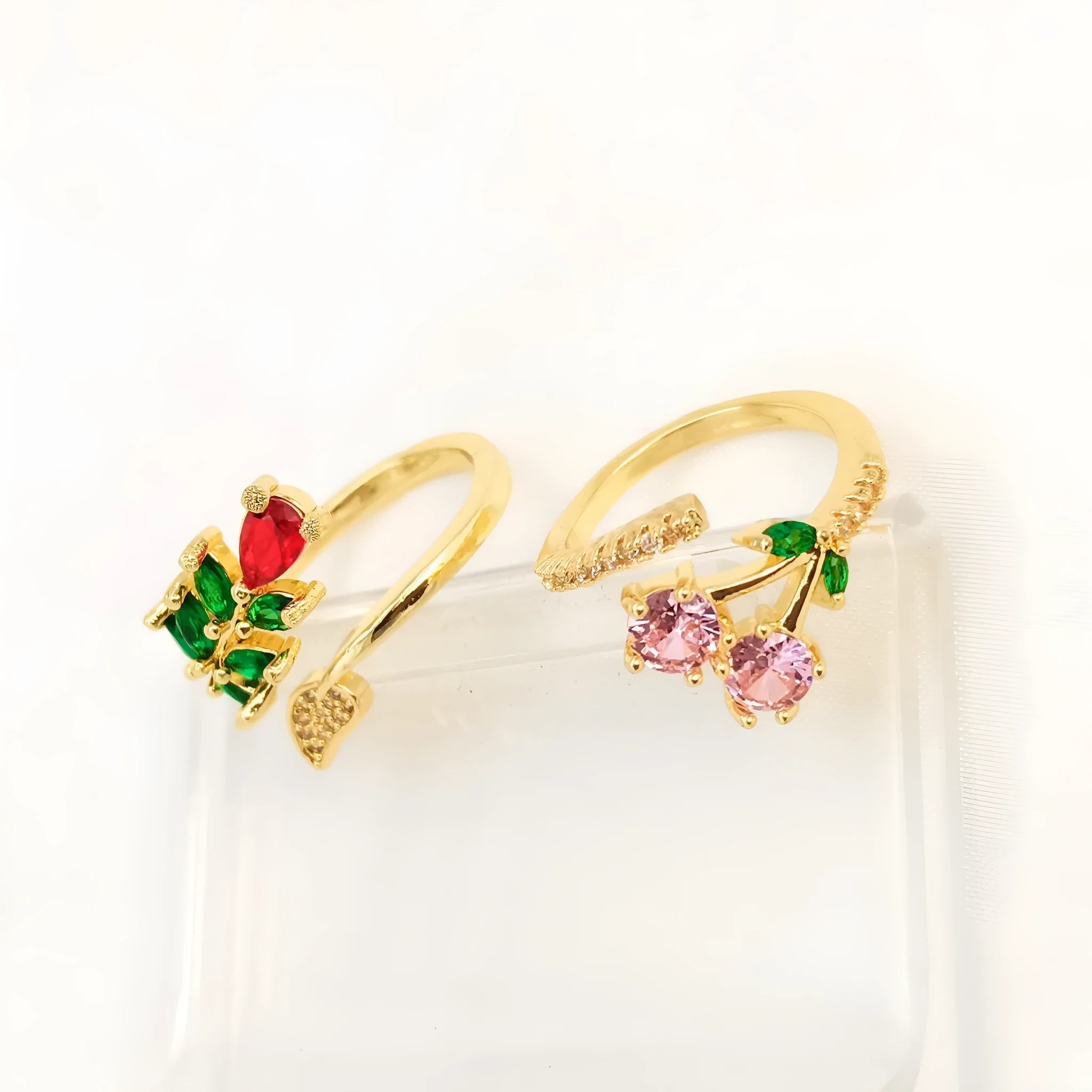 Women's copper geometric leaf open mouth ring with gold zircon plating and micro inlaid detailing