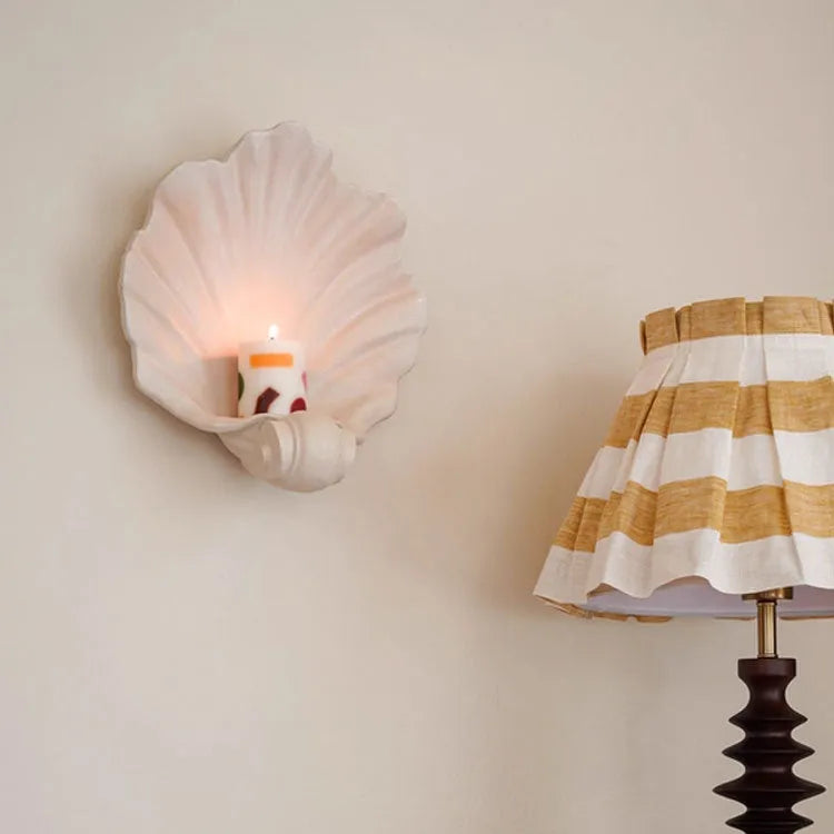 White resin simulation shell ornament for fruit plates and table displays