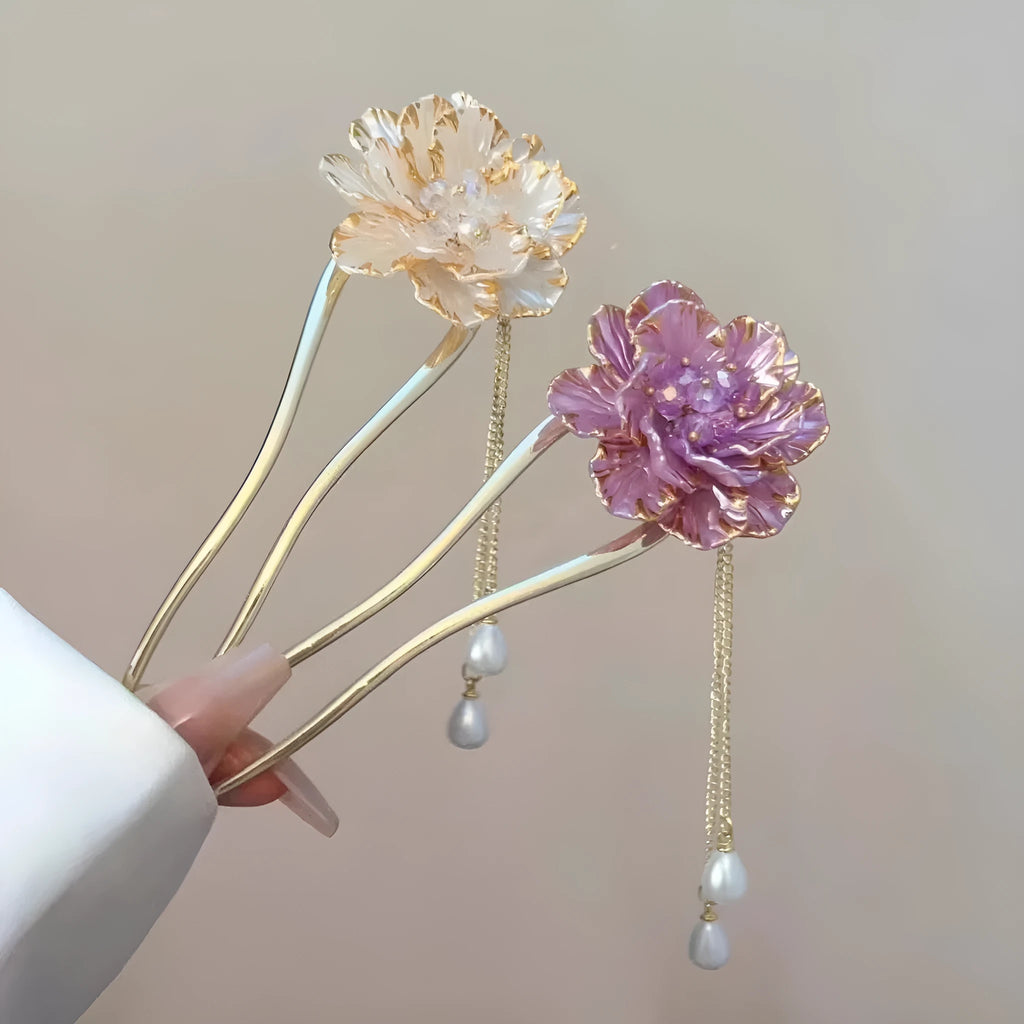 Retro peony flower tassel U-shaped hairpin for women in purple and white colour options