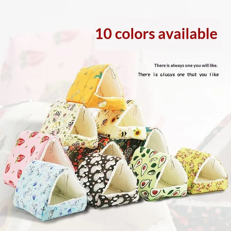 Warm small pet house in peach skin sponge for rabbits, guinea pigs, and hamsters, available in four sizes and ten colours