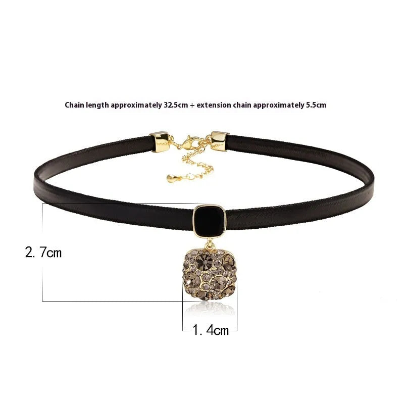 Alloy black square short necklace with rhimestone and gray diamond pattern for women on adjustable chain