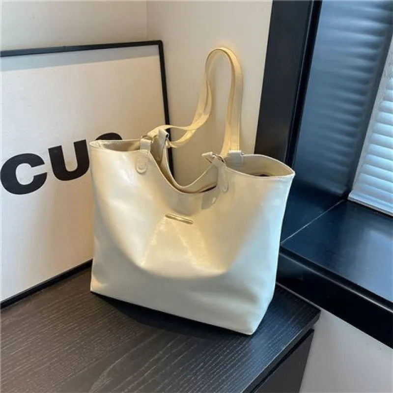 Large capacity corduroy one-shoulder underarm bag with PU lining and contrast colour detail, shown in black, milky white, brown, and beige.