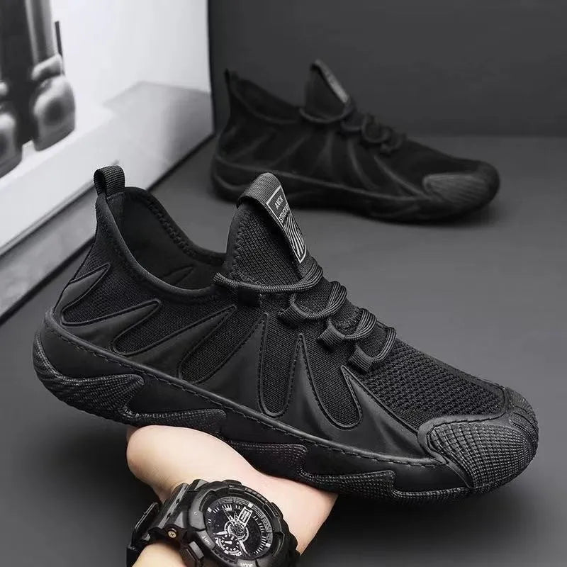 Breathable mesh sports shoes for men casual lace-up sneakers black non-slip Oxford sole