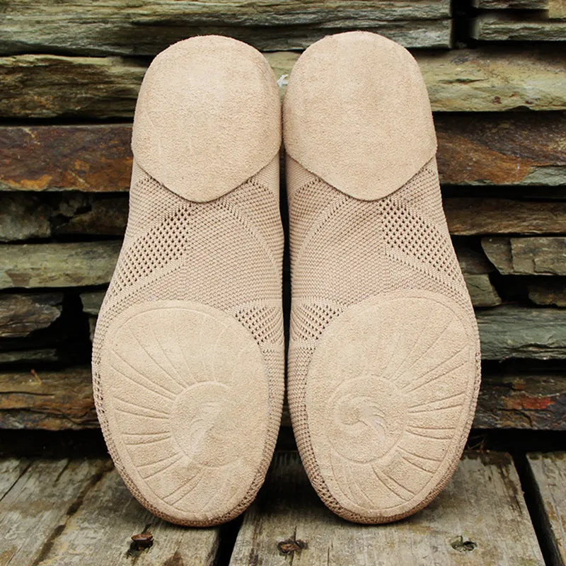 Solid colour camel dance shoes with cotton mesh upper and leather sole for Latin and contemporary dance.