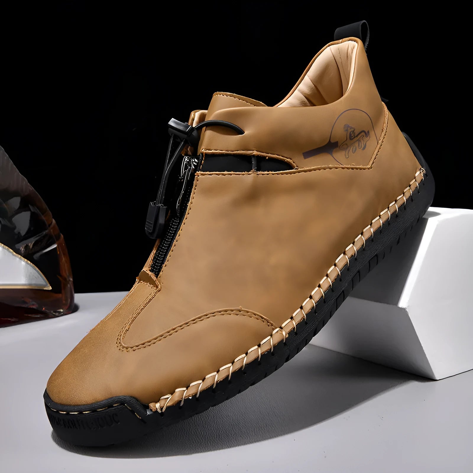 Men's casual leather shoes in green with round toe, rubber sole, and mid heel.