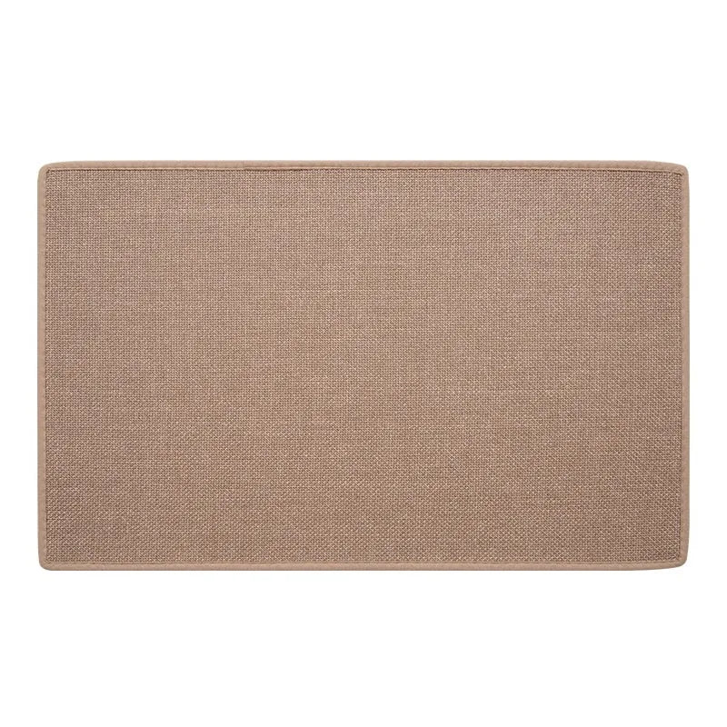 Solid color absorbent anti-slip quick-dry bathroom floor mat in size 40x60cm on a tiled floor