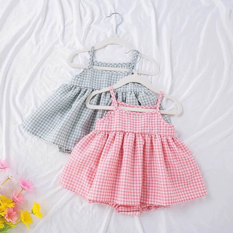 Plaid baby sling romper dress in pink or light green, princess style, sizes 68, 74, 80, and 86