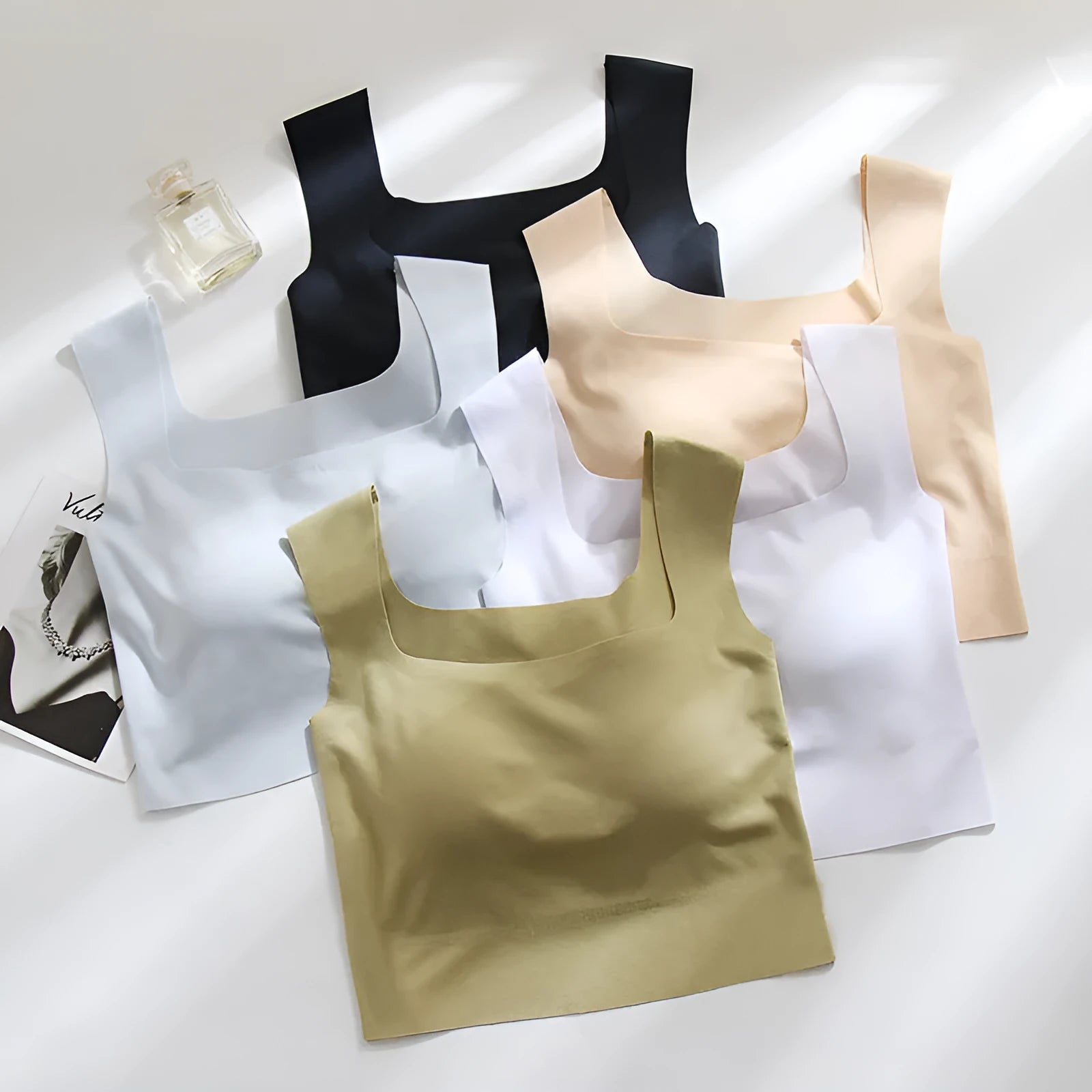 Women's non-marking sling vest with chest pad in nylon fabric with seamless beauty back design
