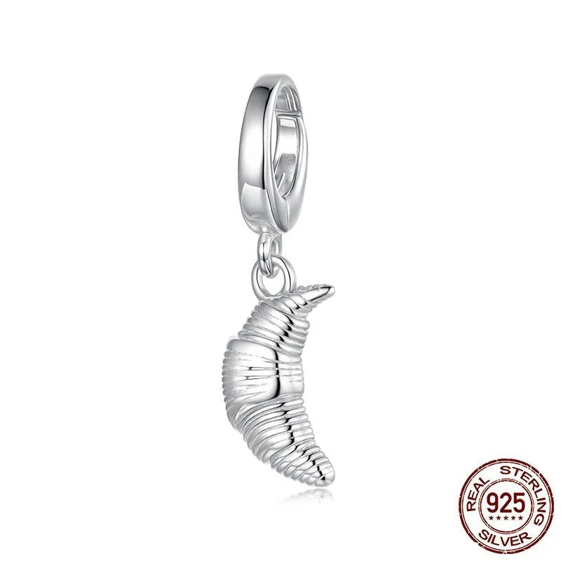 925 silver croissant pendant part with opening and closing buckle, 2.3cm by 0.7cm, aperture 0.6cm by 0.5cm, colour SCC3186