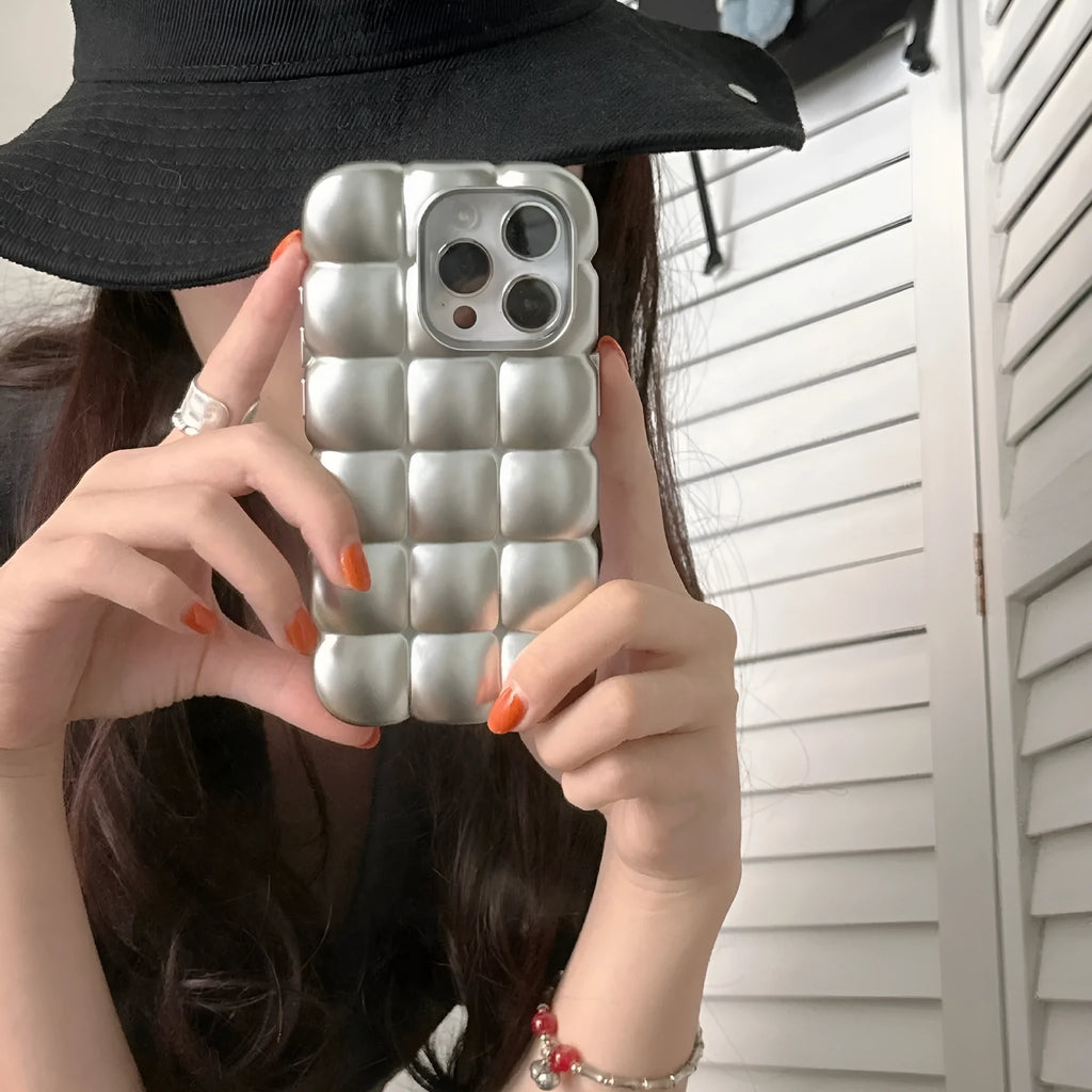Matte silver electroplated TPU phone case with egg waffle texture for iPhone