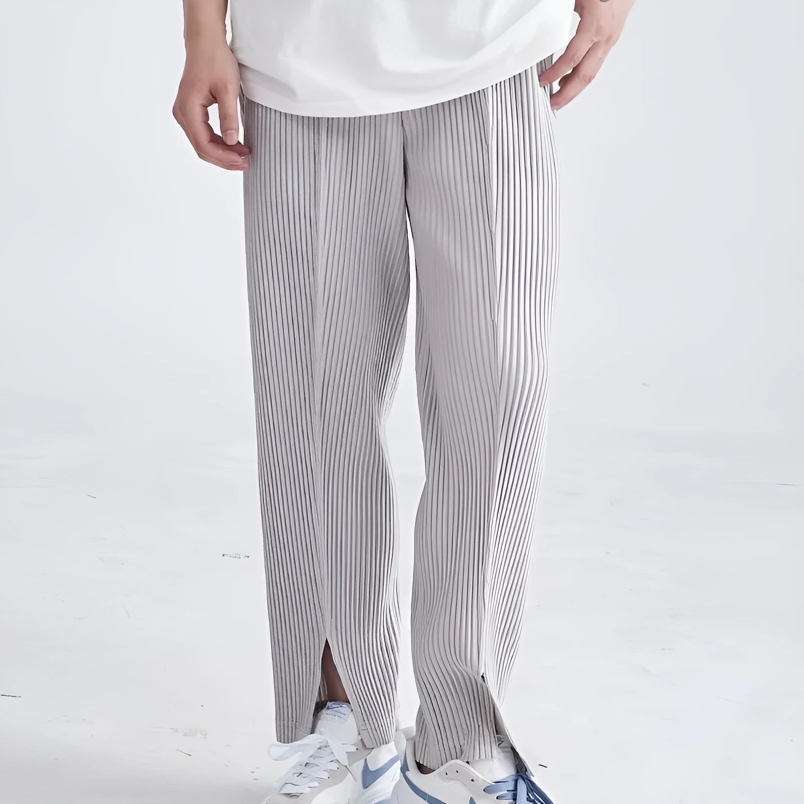 Men's casual baggy straight trousers in polyester fibre, mid-waist, available in gray, sizes M to XXL