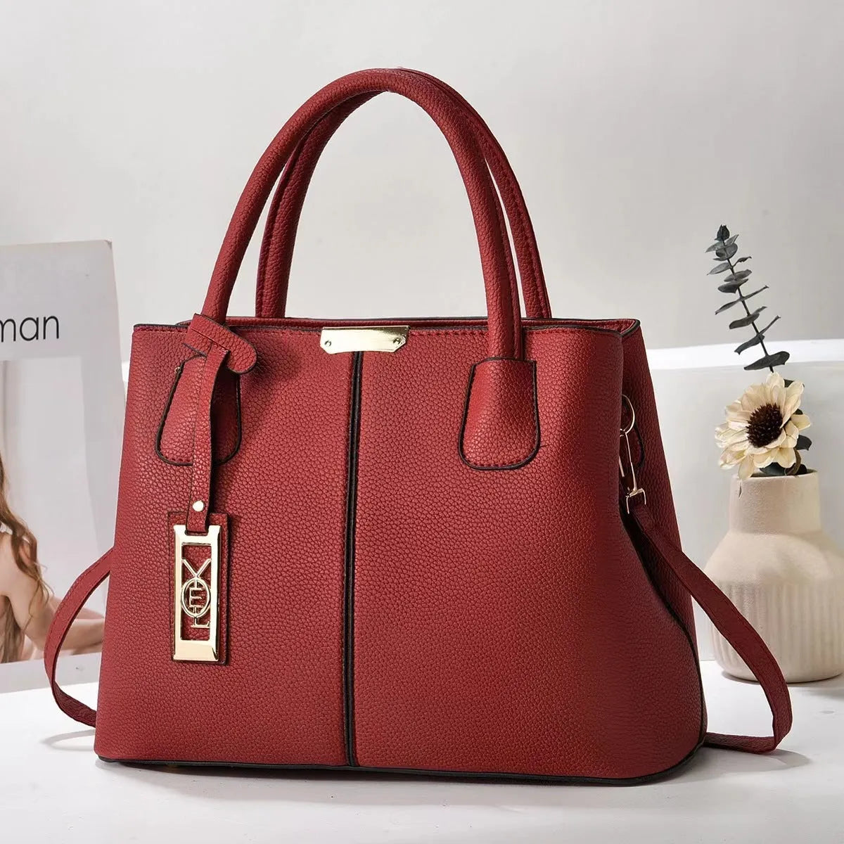 PU fashion shoulder handbag with leather strap in horizontal square design showing colour options