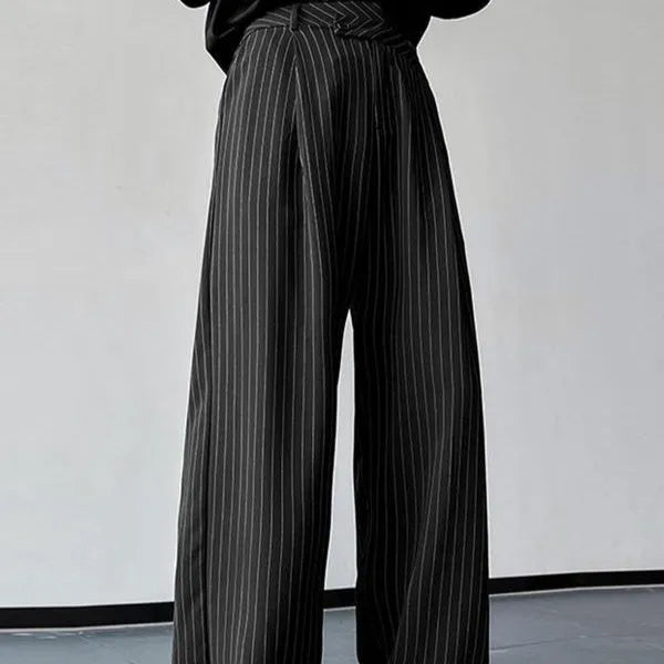 Black men's trousers with vertical stripes and front pleats on elastic bamboo fabric