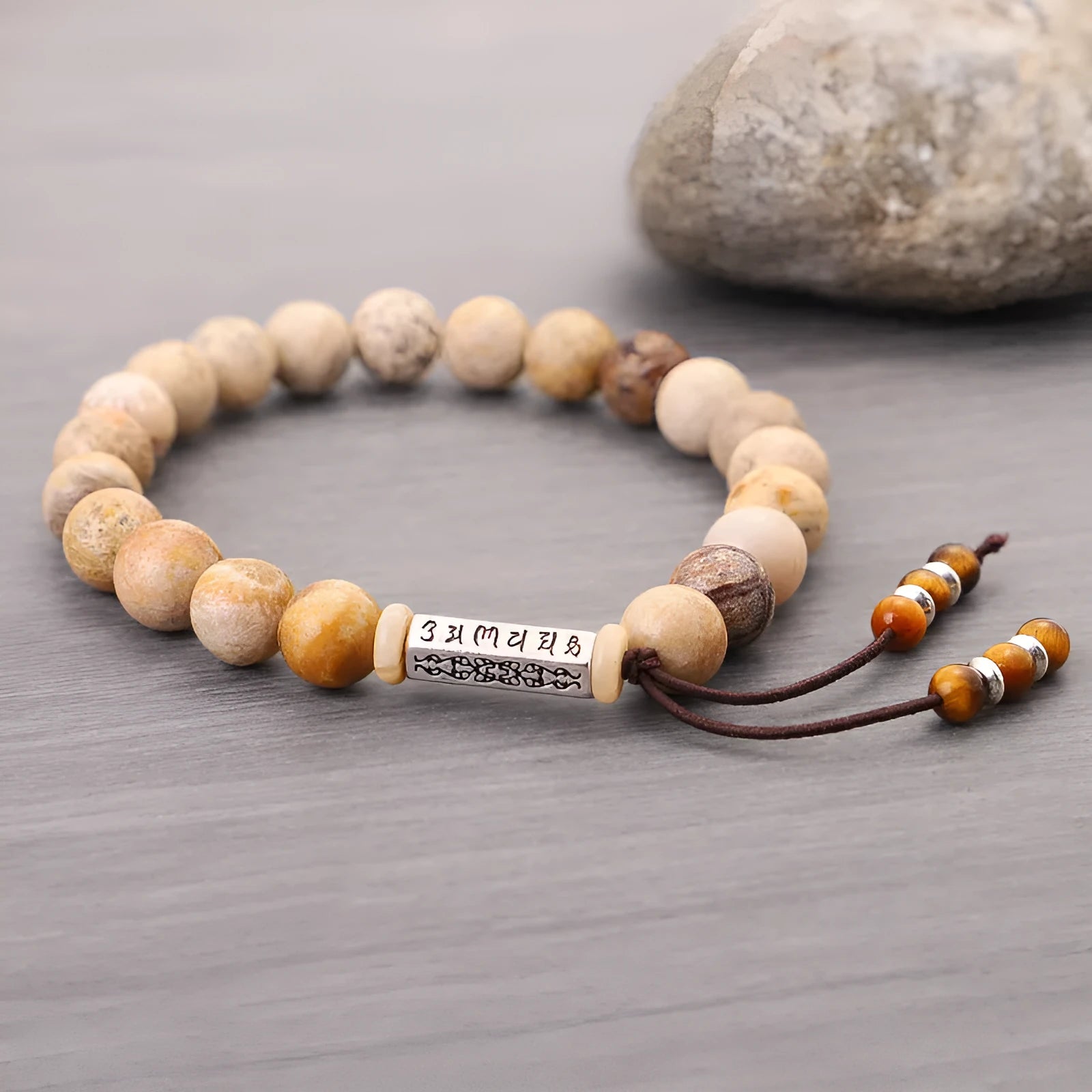 Handmade wood colour stone bead bracelet with original retro design.