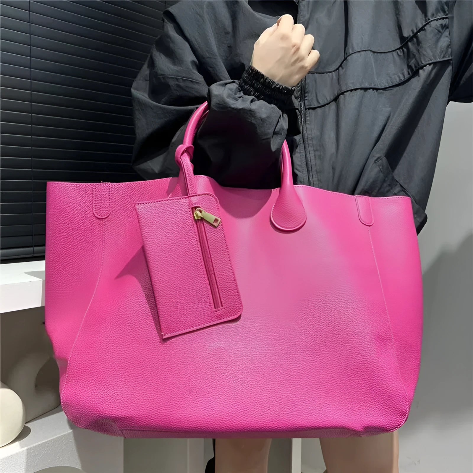 Ladies soft PU leather tote bag 60x32x22cm in urban minimalist style with pendant