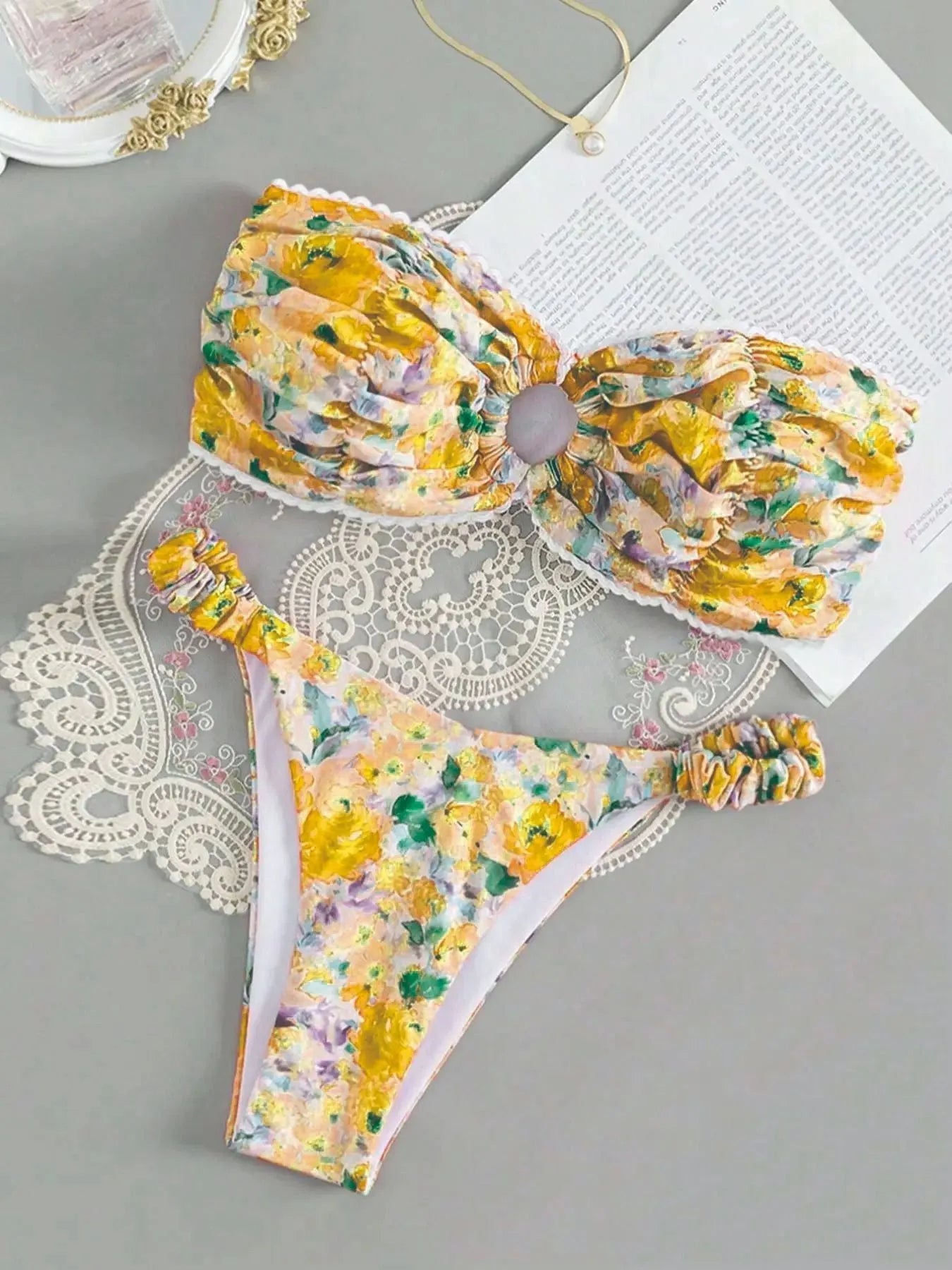 European style floral print tube top bikini set in polyester fabric for swimming