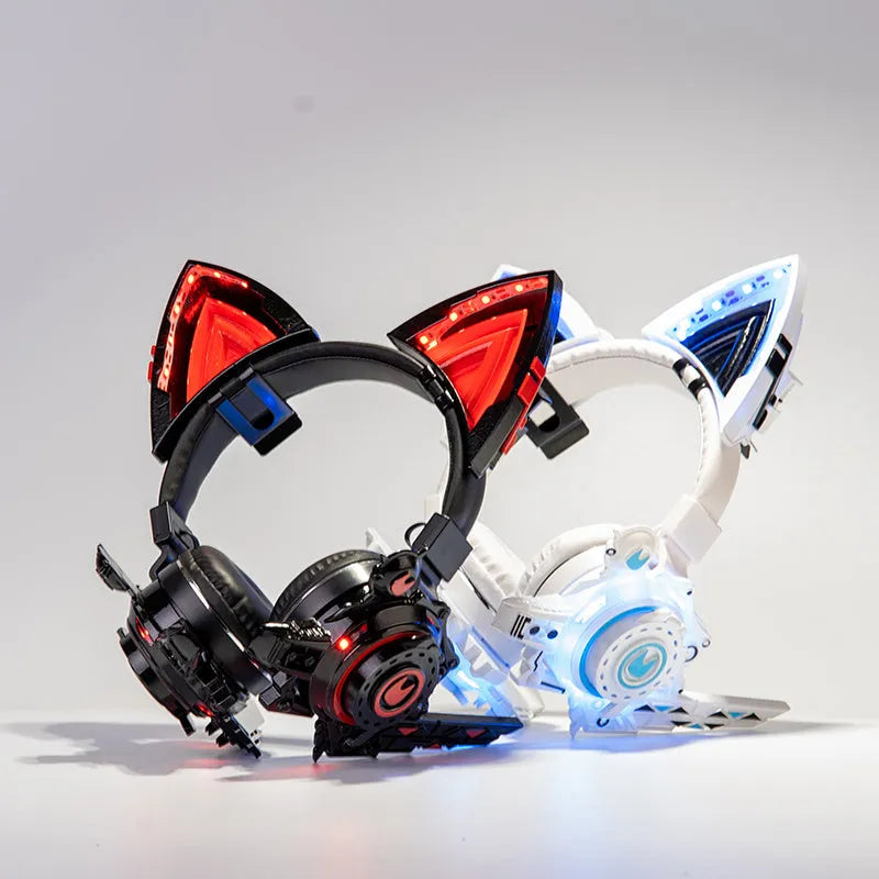 Cute net hairpin headphone accessory in black luminous version with silver bracket clipped onto headband