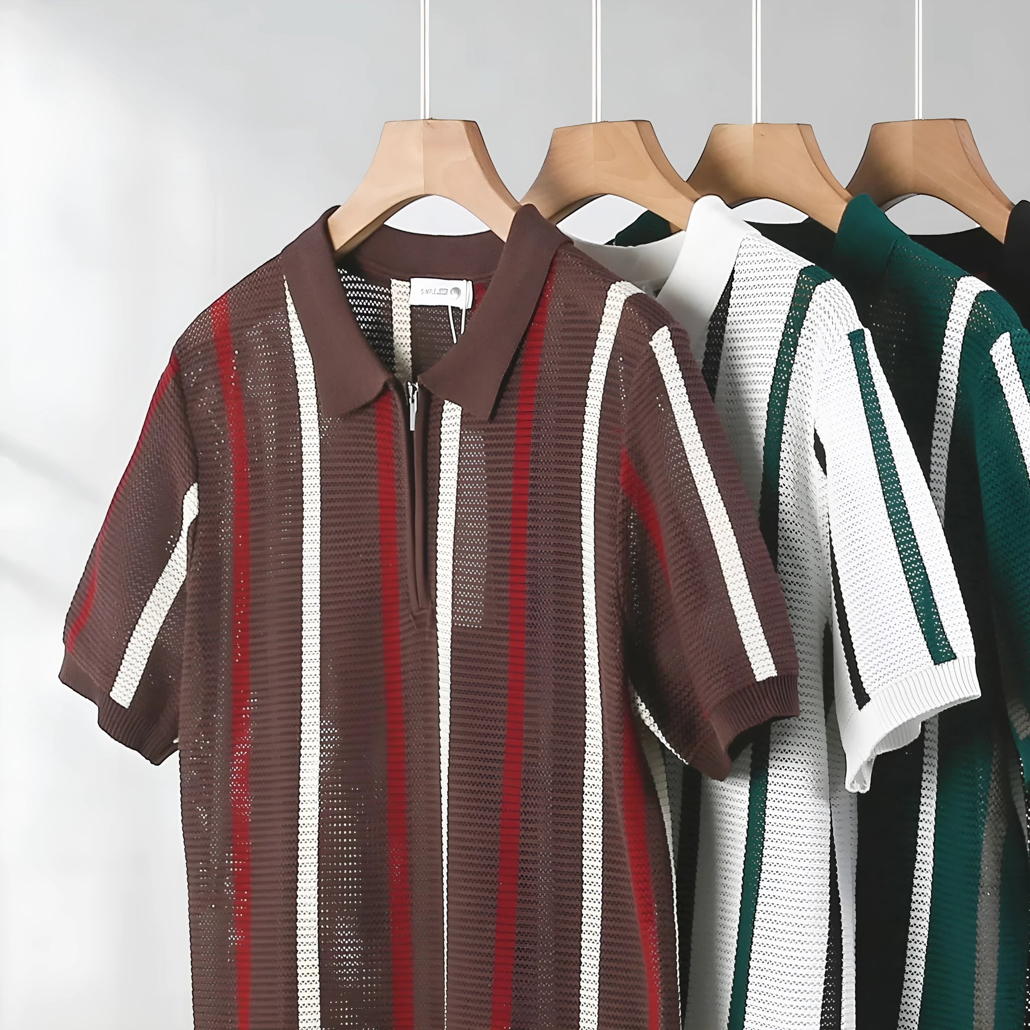 Men's short-sleeved polo shirt in hollow mesh knit with decorative zip details and loose fit for summer