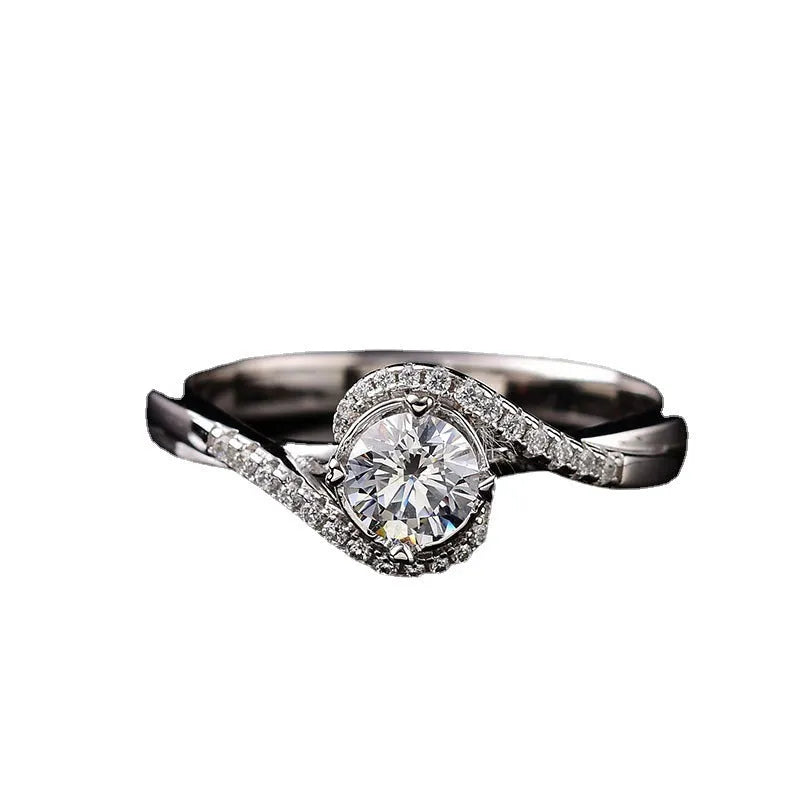 Silver adjustable women's ring with 2 karat synthetic moissanite angel eyes design and geometric texture detail