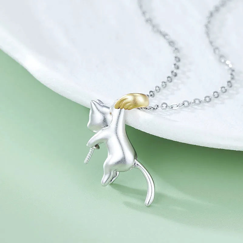 925 sterling silver clavicle chain necklace with cat pendant design in electroplated finish