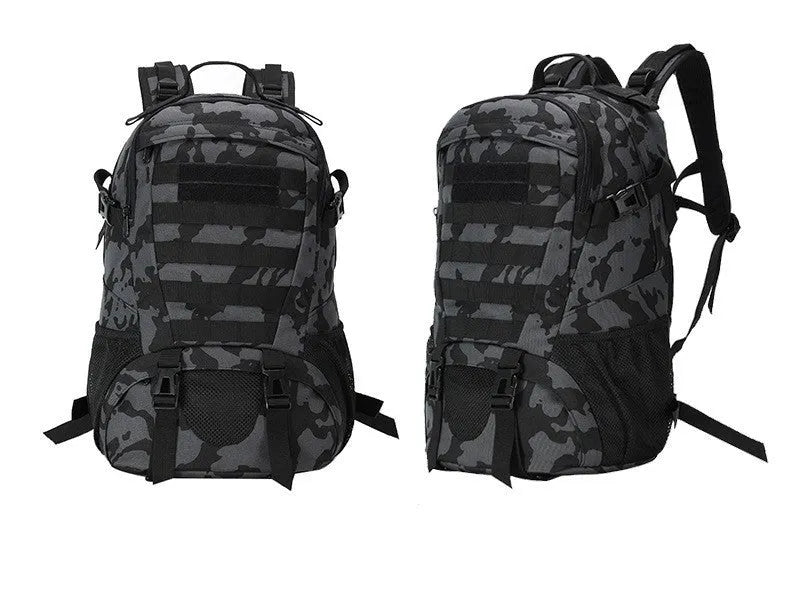 Oxford cloth mountaineering backpack with air pillow belt system in camouflage colour