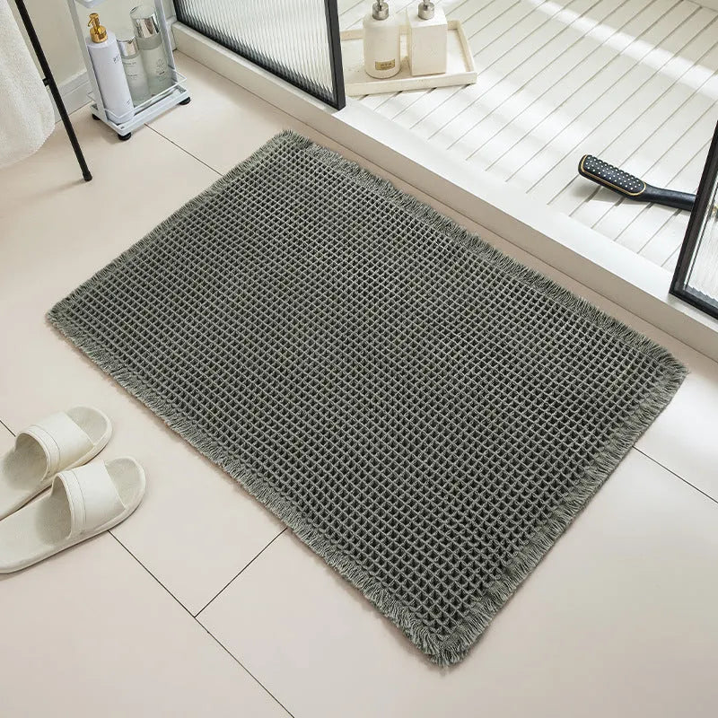 Checkered pattern non-slip bathroom floor carpet in a choice of colours and sizes