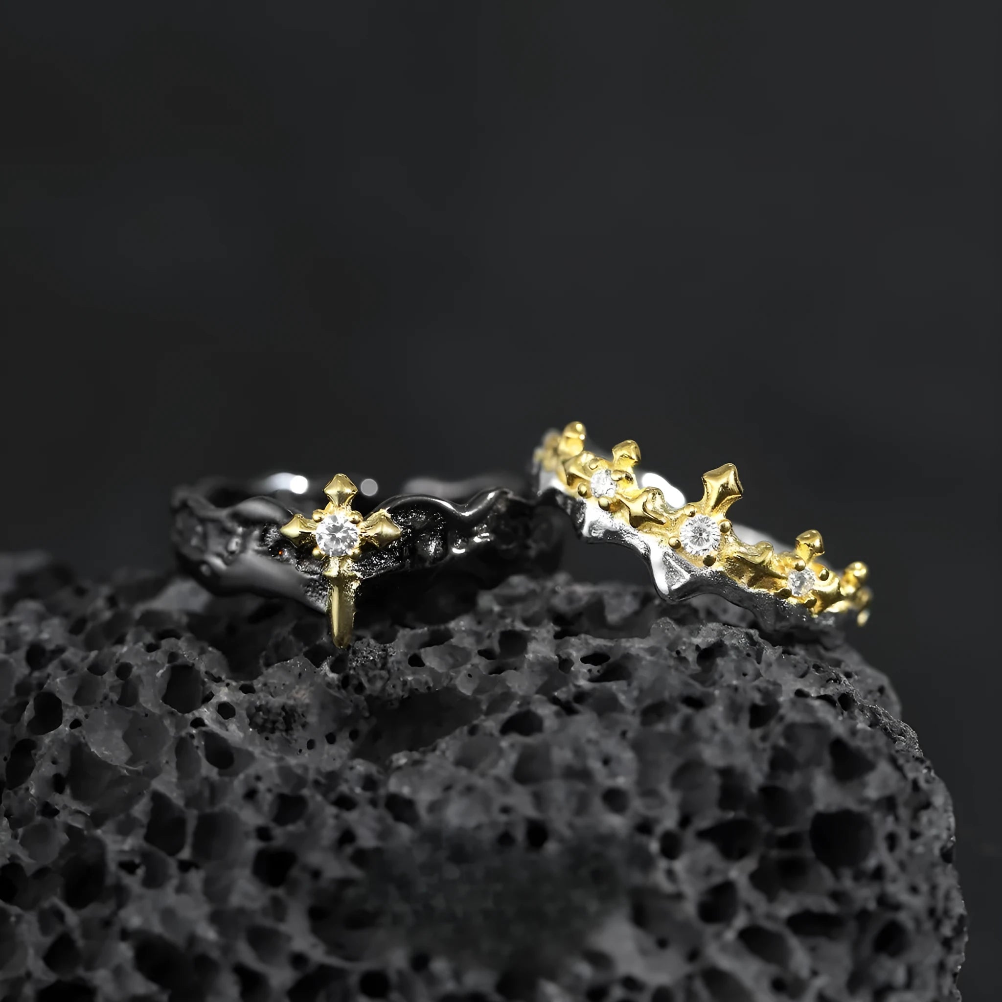 Princess Knight adjustable opening couple ring in electroplated silver with minority-inspired design