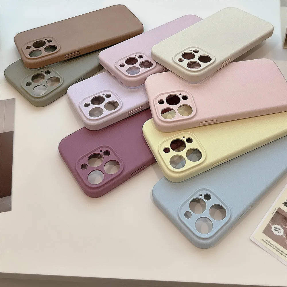 Liquid silicone iPhone case in solid colour with fall protection, compatible with iPhone 12 to 16 Pro Max