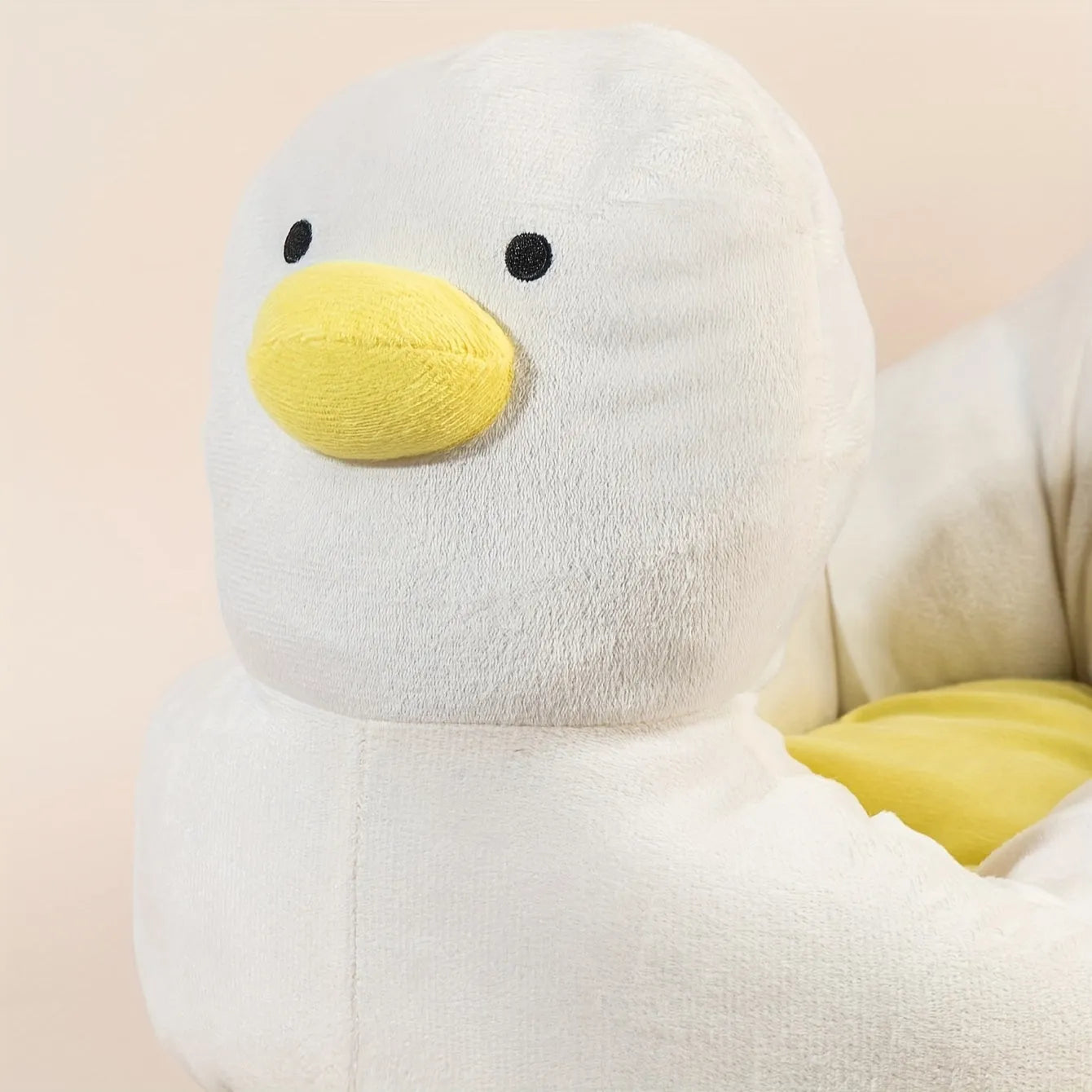 Blue duck-shaped pet bed for small dogs and cats with soft polyester material