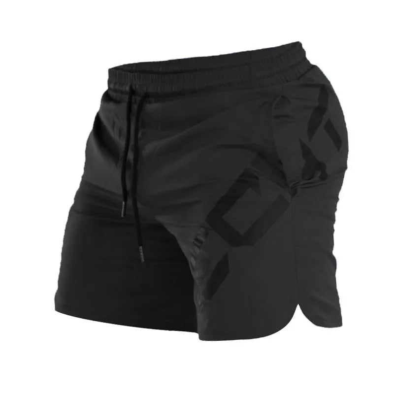 Men's elastic running shorts in black with quick-drying fabric and knee-length design