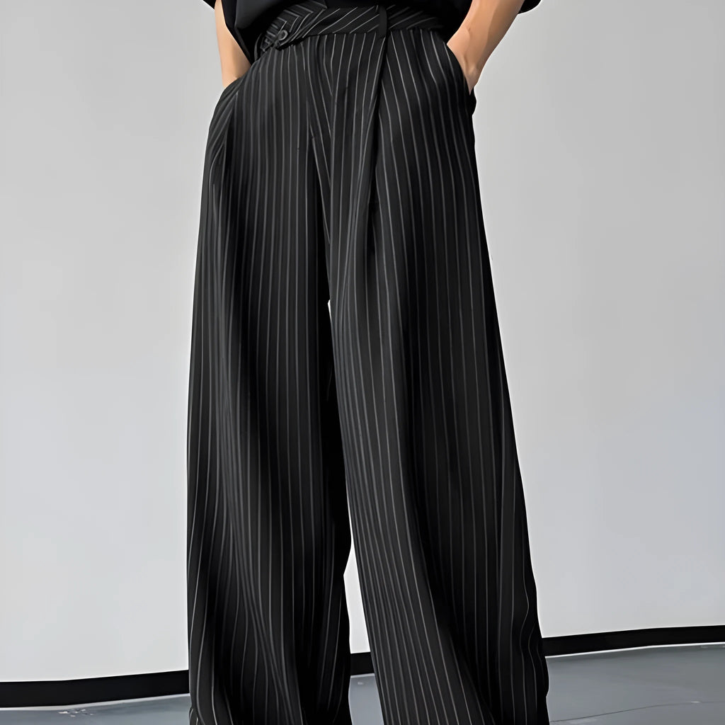 Black men's trousers with vertical stripes and front pleats on elastic bamboo fabric