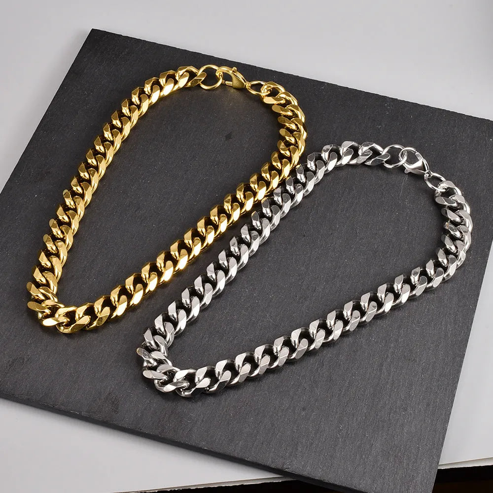Titanium steel Cuban chain necklace with heart pendant, 45cm length, 15mm width, gold colour