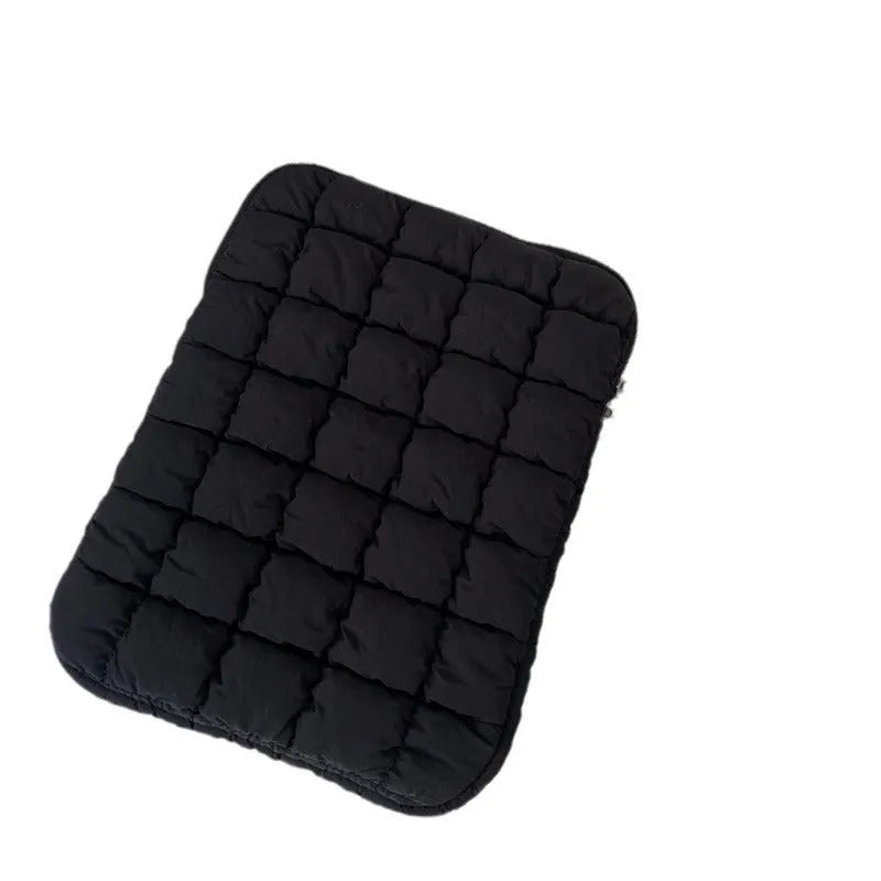 Black nylon laptop storage bag with cloud cotton padding for 15.6-inch computers
