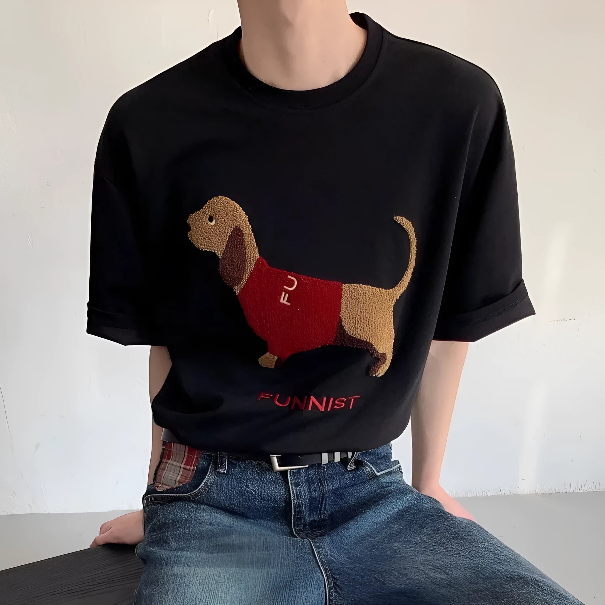 Grey men's cotton T-shirt with an embroidered sausage dog design on the front.