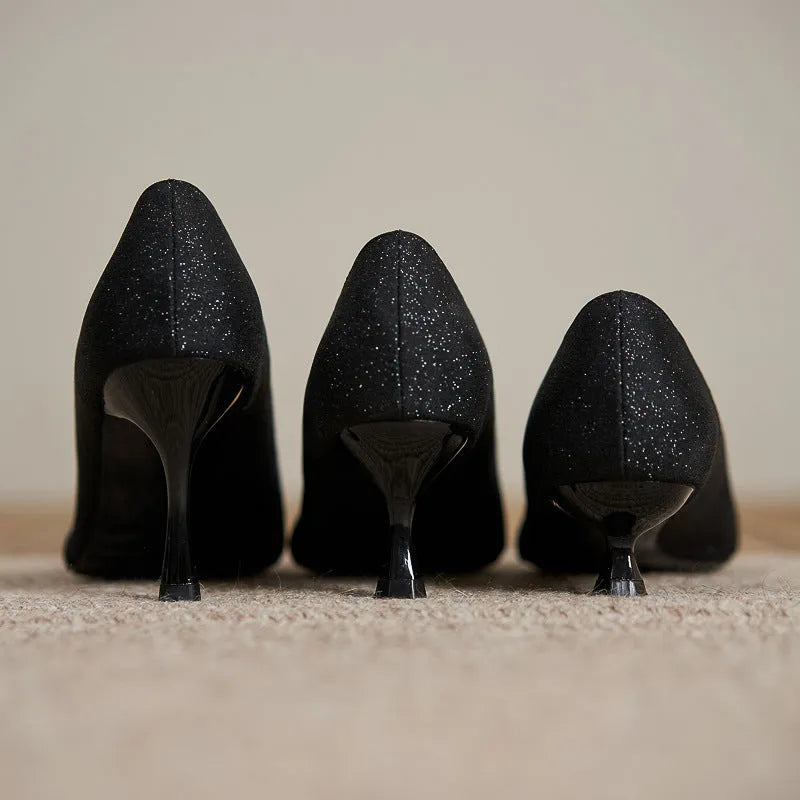 Black sequined French style high heels with 7cm thin heel, beef tendon sole, pigskin lining, low upper, sizes 31 to 43.