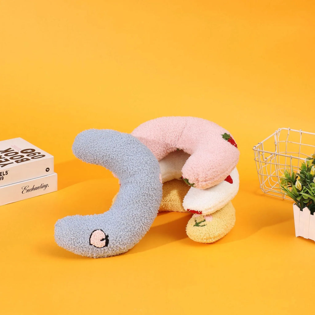 Yellow cartoon design U-shaped half moon pillow for cats on cloth fabric
