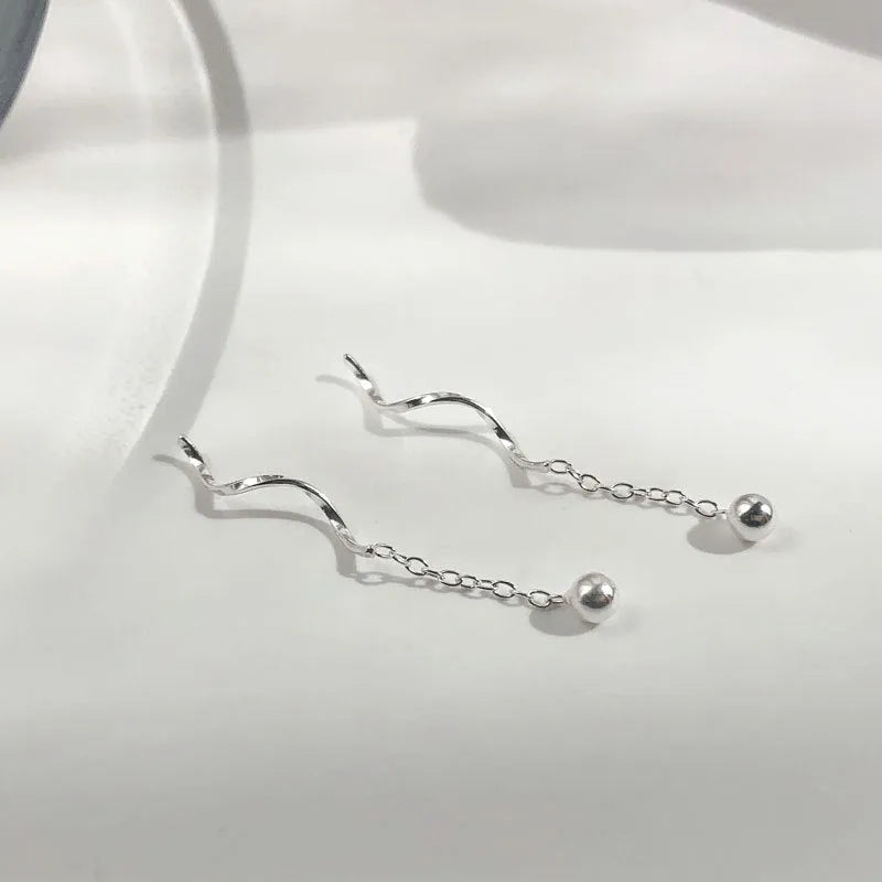 Niche Design S925 silver wavy ball hanging earrings with natural wave shape and round beads