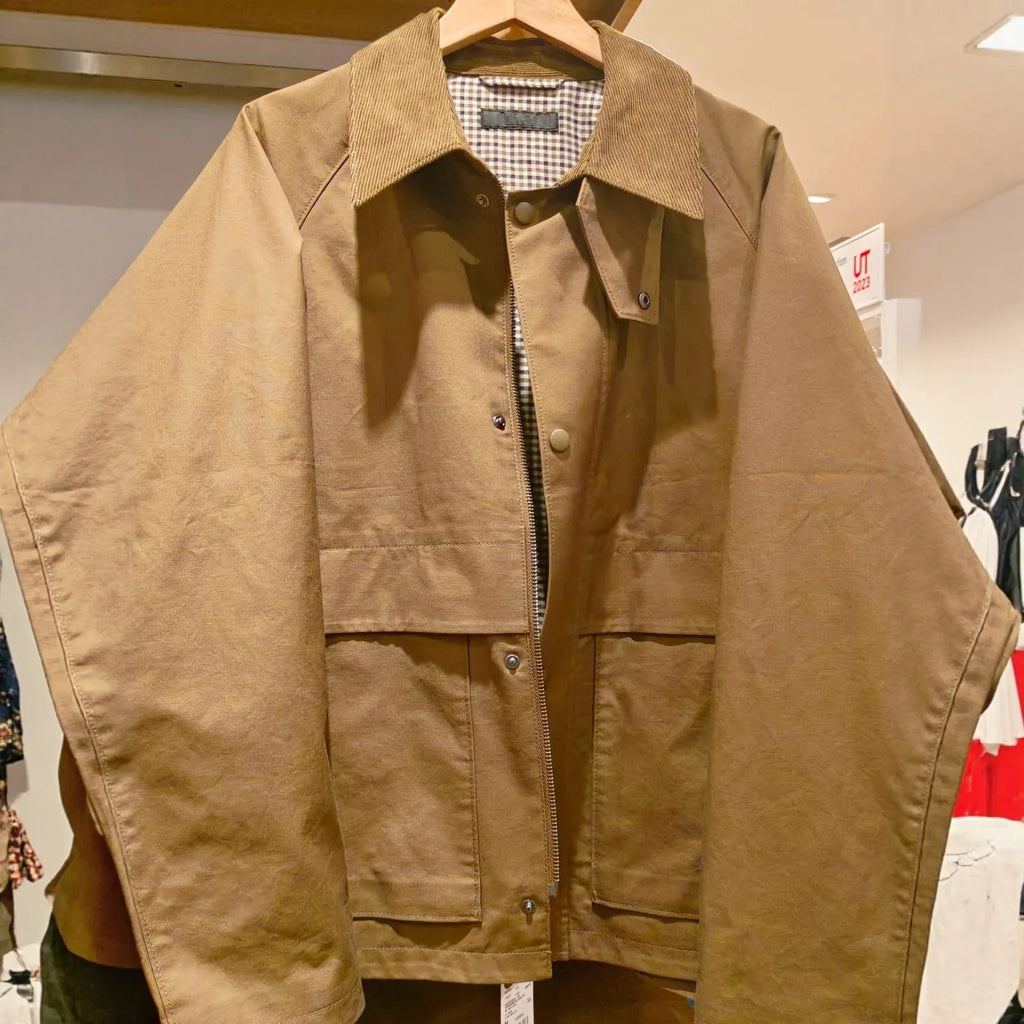 Japanese men's casual short jacket in black, loose fit, thin polyester with 95% cotton lining and slit pocket