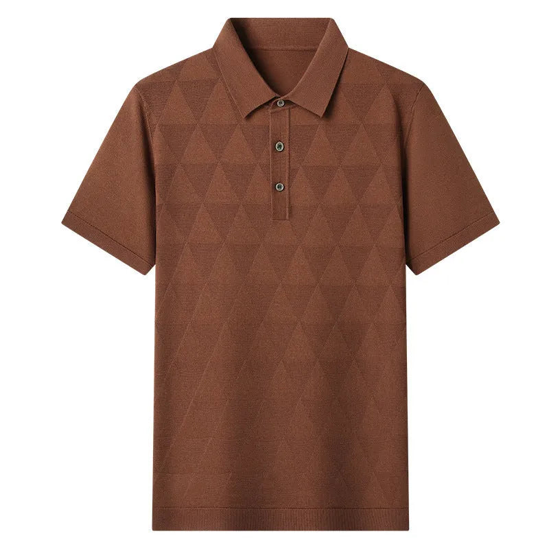 Man wearing a thin lyocell Ice Silk short sleeve t-shirt in a regular fit, shown in one of the DX525 colour options.