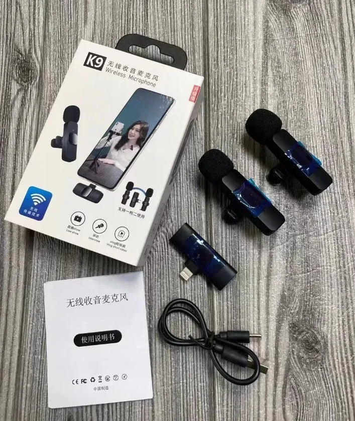 Wireless collar clip microphone for outdoor video recording with multiple interface options