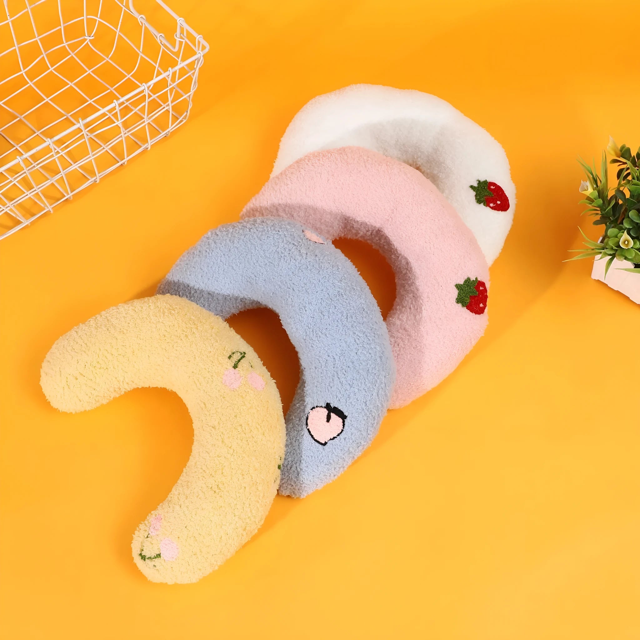 Yellow cartoon design U-shaped half moon pillow for cats on cloth fabric