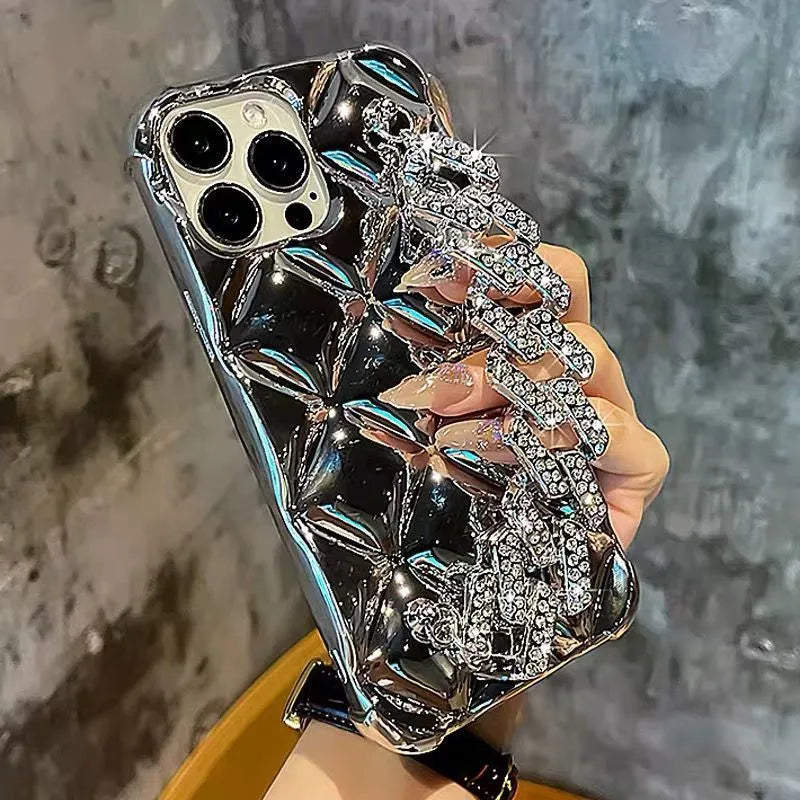 Luxury diamond bracelet phone case for iPhone with chain decoration and flash diamond lock