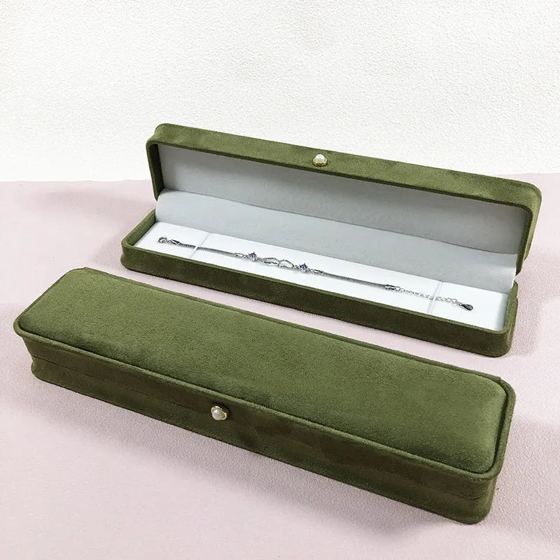 Fashion flannel waist-tight jewellery box with pearl buckle in light green for ring storage