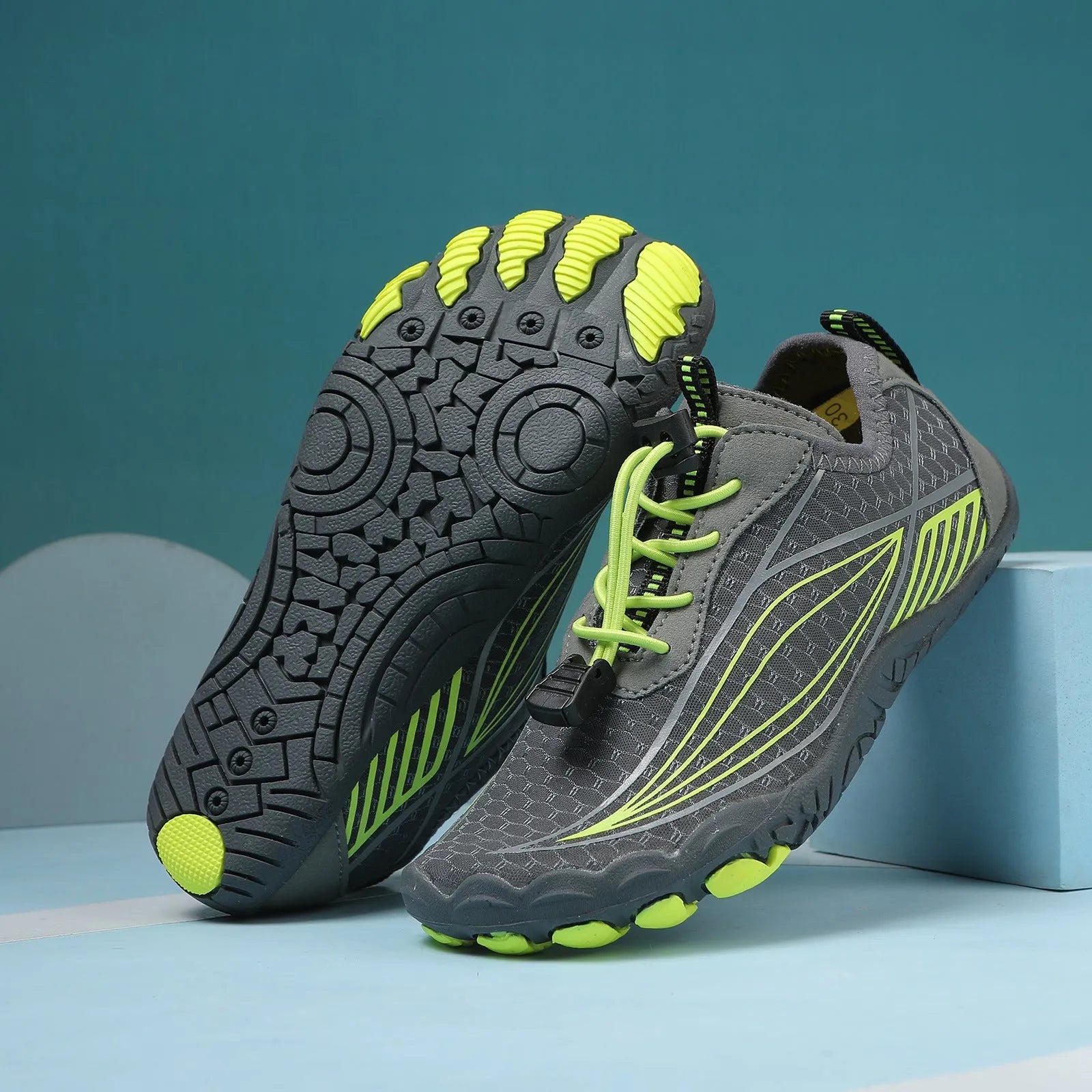 Children's quick-dry wading shoes with rubber sole and elastic band closure in multiple colours