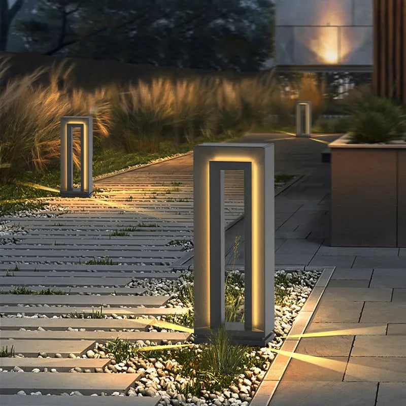 Square geometric design outdoor garden lamp with solar panel and 62cm height