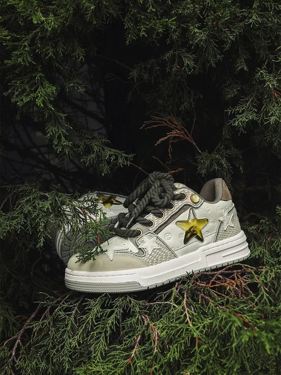 Cowhide leather platform running shoes in West Lake dragon well tea colour with round toe and lace-up closure